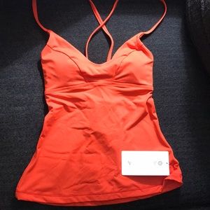 Athleta triangle tankini top
